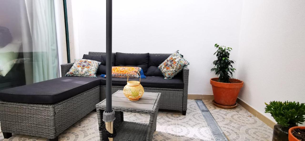コロイオスQuarto Duplo Com Kitchenette, Wc E Patio Privativoアパートメント エクステリア 写真